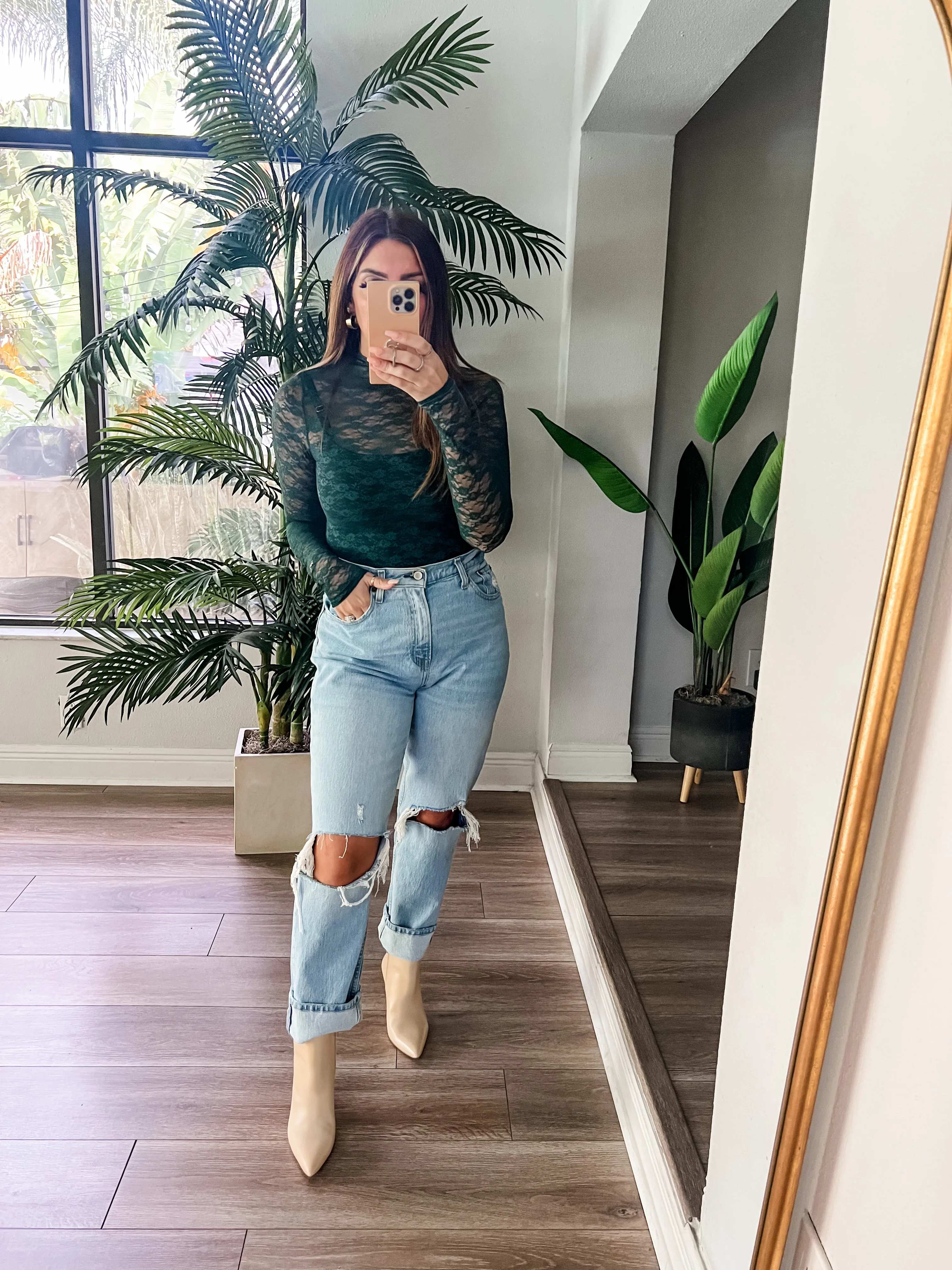 The 2.0 Eva Lace Top